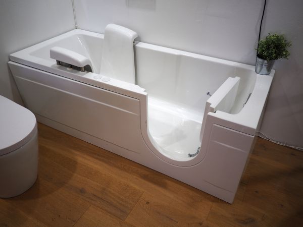 Walk In Tub Repair in Bloomfield Hills