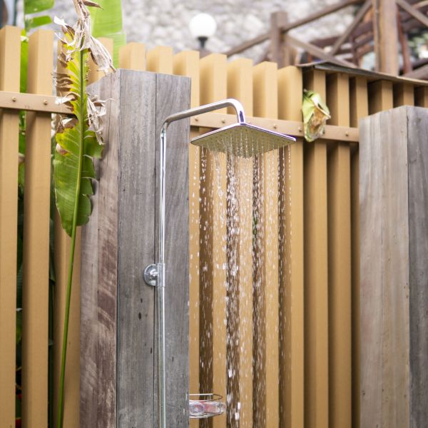 Cost of Outdoor Shower Plumbing in Bloomfield Hills