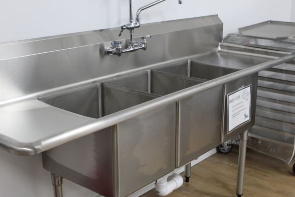 Cost of Utility Sink Installation in Bloomfield Hills