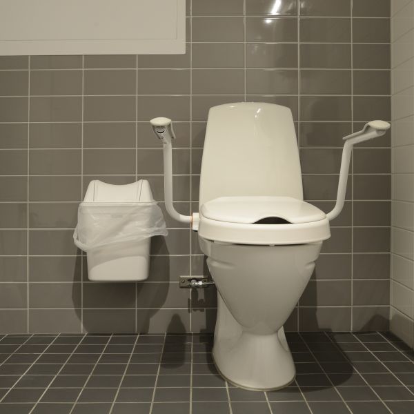 Commercial Toilet Repair in Bloomfield Hills